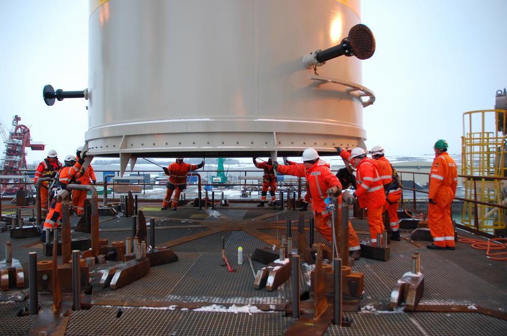 Vagas offshore para ajudantes