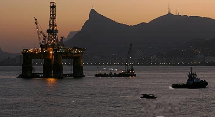 Para instigar mais investimentos de empresas do petróleo no Rio, Marcelo Crivella vai reduzir o ISS e trazer mais petroleiras
