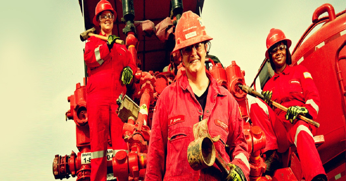 Com as crescentes demandas do setor offshore, a Halliburton  abriu muitas oportunidades no RJ e BA para contratos recém celebrados.