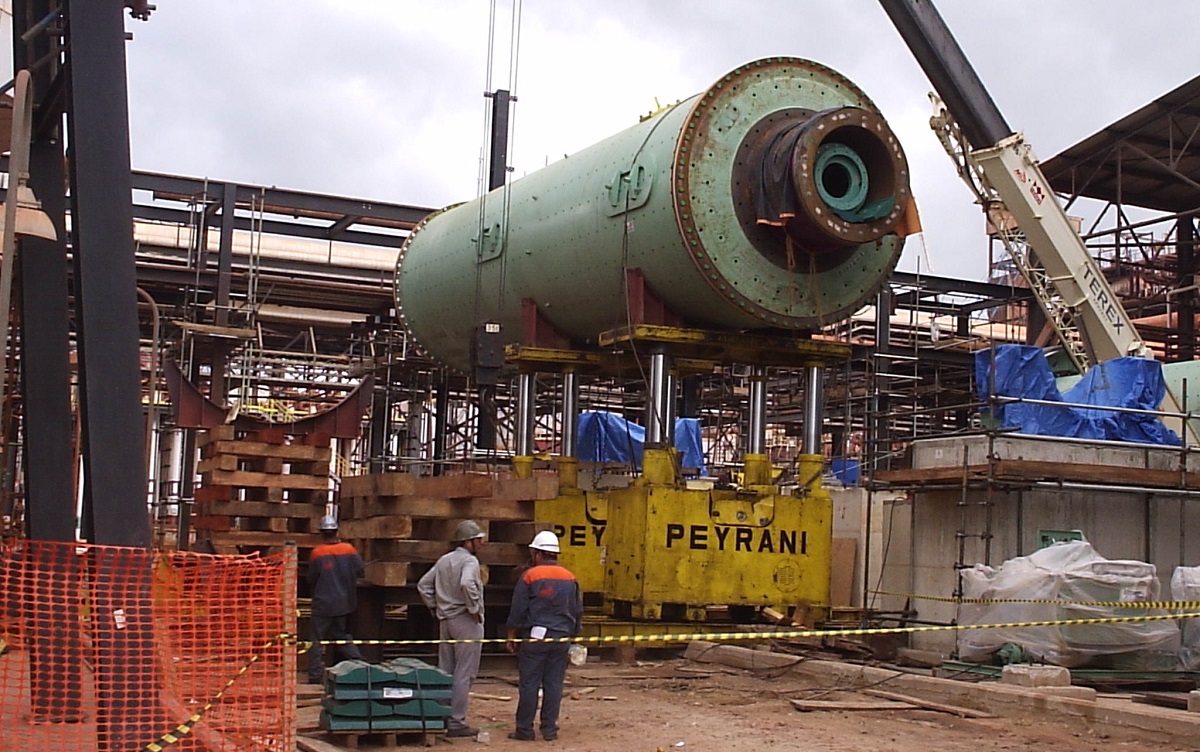 MIP ENGENHARIA COMPERJ OBRAS