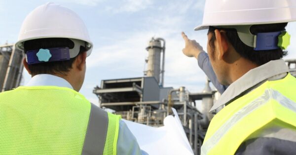 Multinacional contratando 30 engenheiros para várias áreas