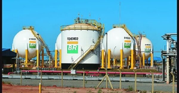 Petrobras venda poços terrestres