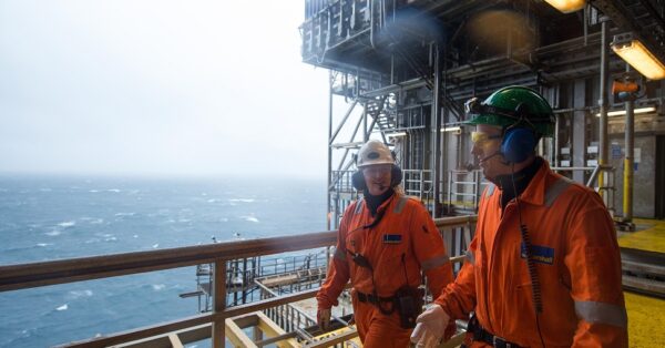 Abespetro calcula 721 mil vagas de empregos offshore até 2022