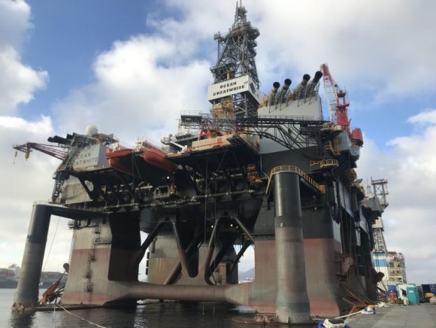 Kishorn prepara a maior plataforma semi-submersível do mundo