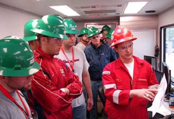 halliburton estagio técnico e superior
