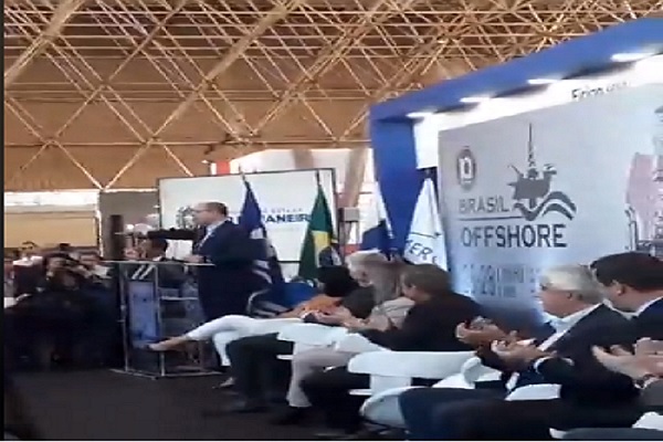 feira é aberta com discurso de governador