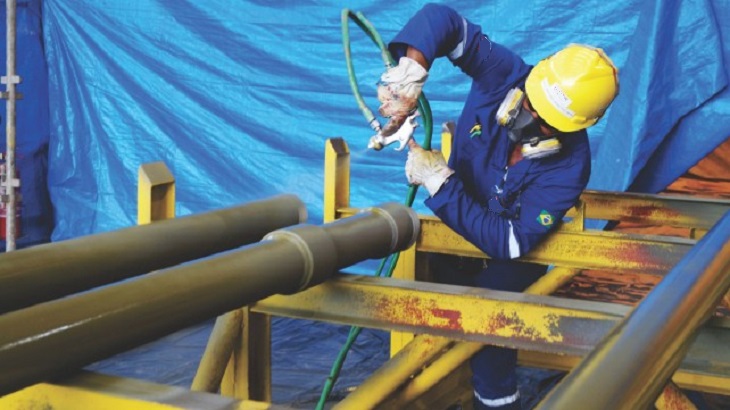 Macaé tem vaga na Aknor