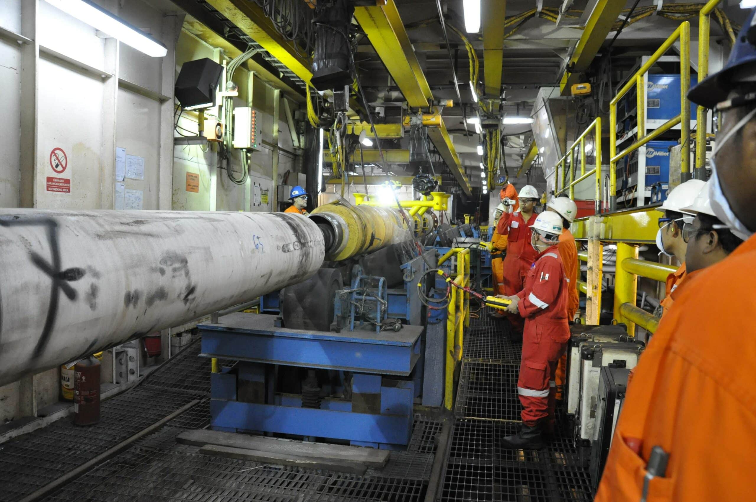 vagas de emprego offshore macaé Actemium