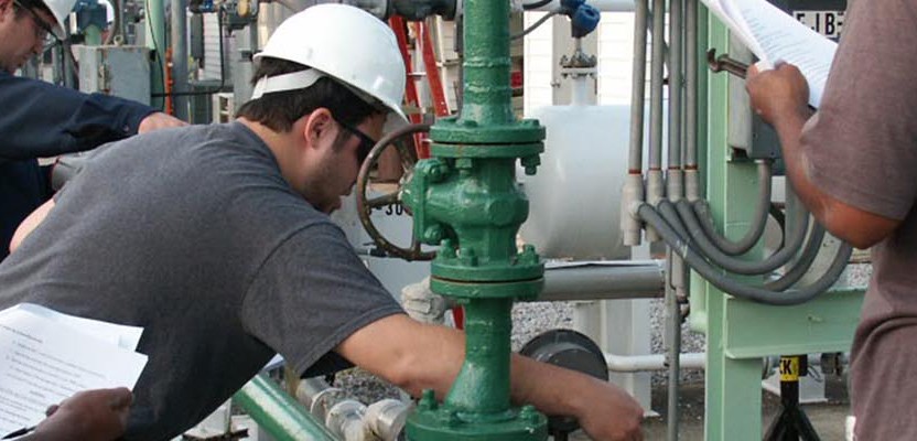 vagas de emprego offshore e onshore para mecânicos, técnicos e engenheiros no RJ, ES e SP