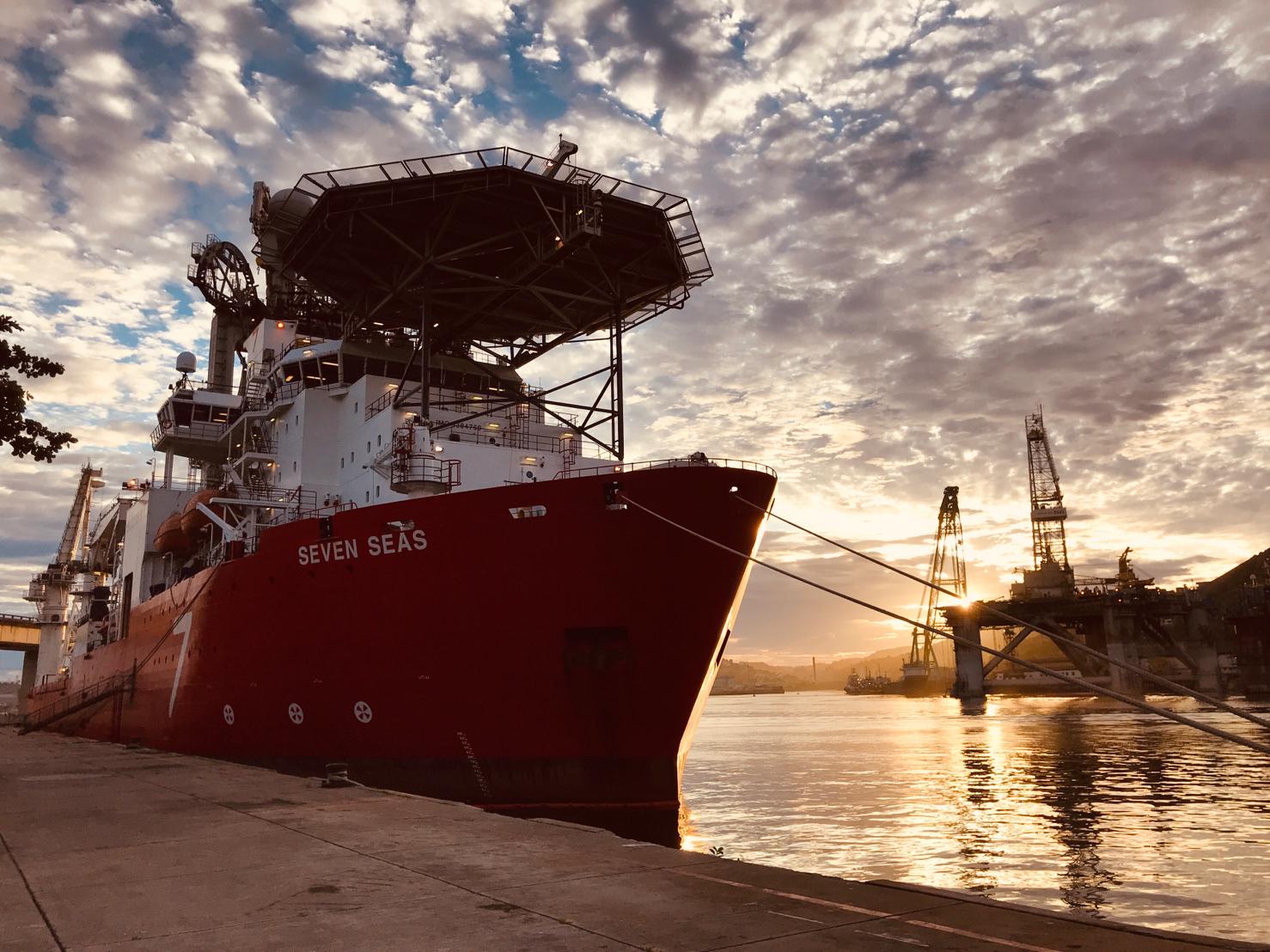 Porto do Açú com vagas de emprego para Engenheiros sem experiência