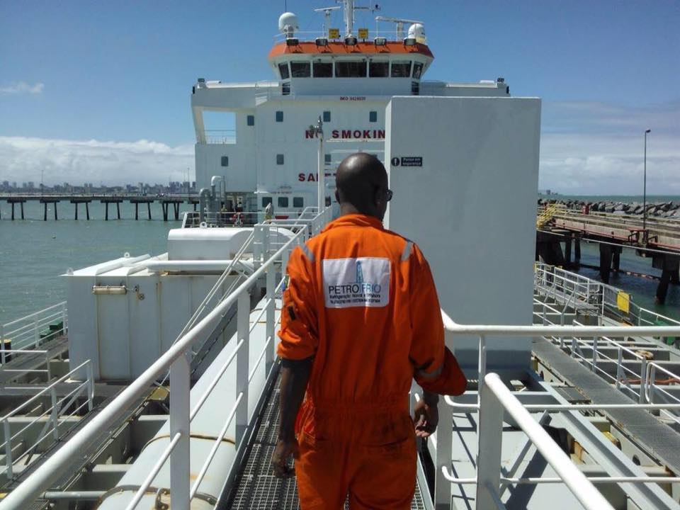 Especialista em HVAC-R Naval e Offshore com vagas de emprego para profissionais de elétrica no RJ hoje, 9 de janeiro