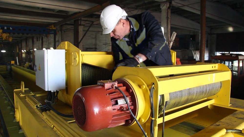 Empresa de grande porte especializada em tanques de transportes convoca profissionais eletricistas