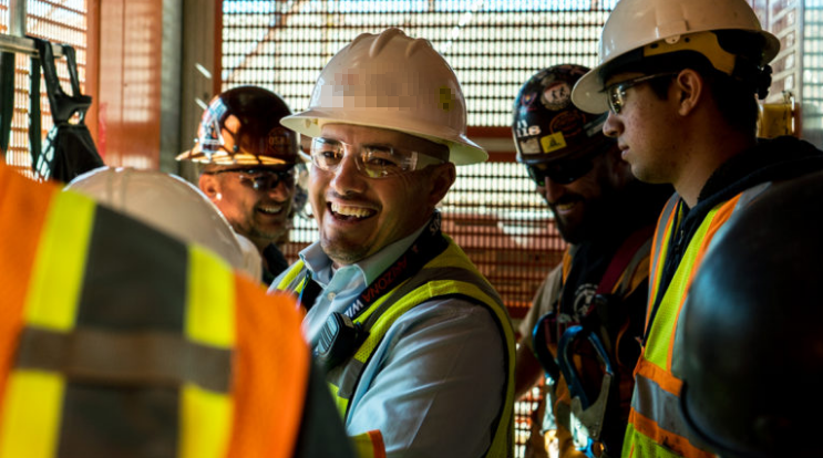 Muitas vagas de emprego para engenheiros (civil, instrumentação, processos, elétrico), torneiro mecânico, técnicos, auxiliares, ajudantes, analistas e mais, neste dia 24