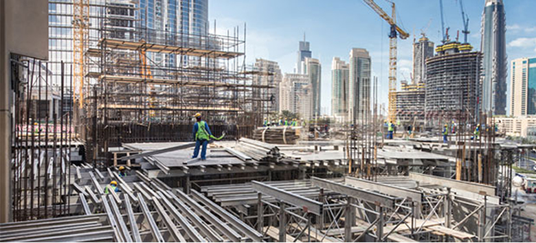 Obras de Construção Civil em Goiás com muitas vagas de emprego para Montadores de Andaimes e Auxilares de Engenharia