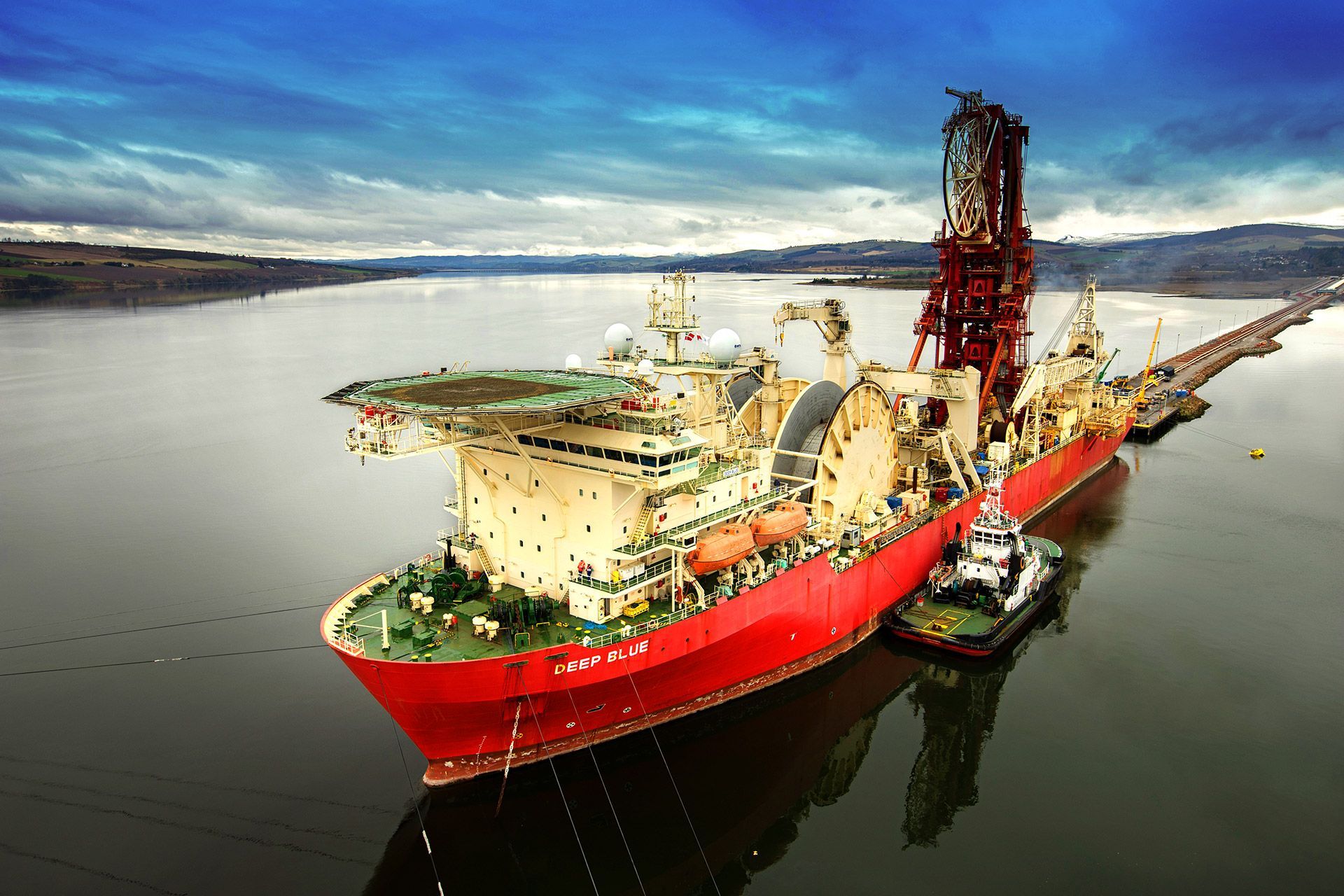 Multinacional Atlas Professionals busca profissionais de cozinha, técnicos e engenheiros offshore