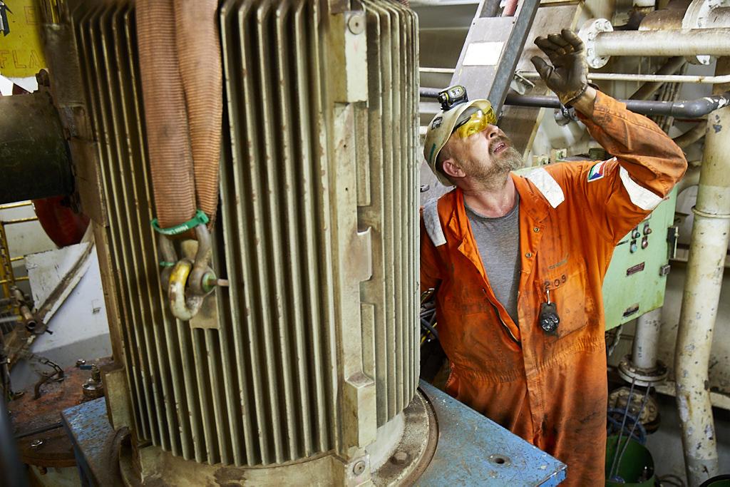 Técnicos de MG, PR, SC, RS, GO, MS, BA, PE, RN, CE, PI e MA convocados para cadastro de currículo por empresa de petróleo e energia