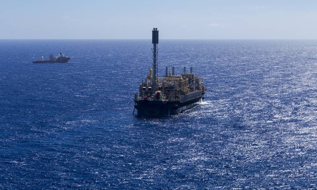 Campo de Golfinho da Petrobras na Bacia do Espírito Santo desperta interesse de empresas norueguesas, afirmam fontes