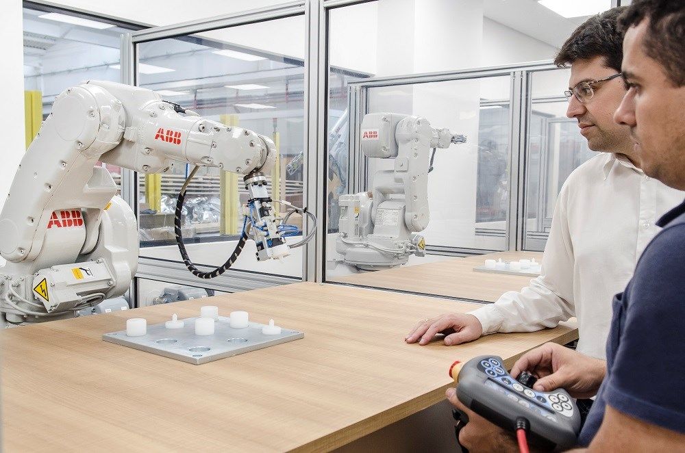 Vagas de emprego são disponibilizadas pela ABB