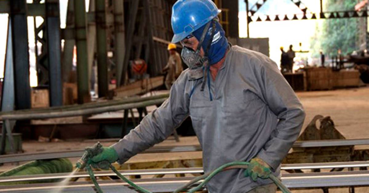 Recursos Humanos da Smartcoat em Macaé recebe currículo para atividade onshore na função de Pintor