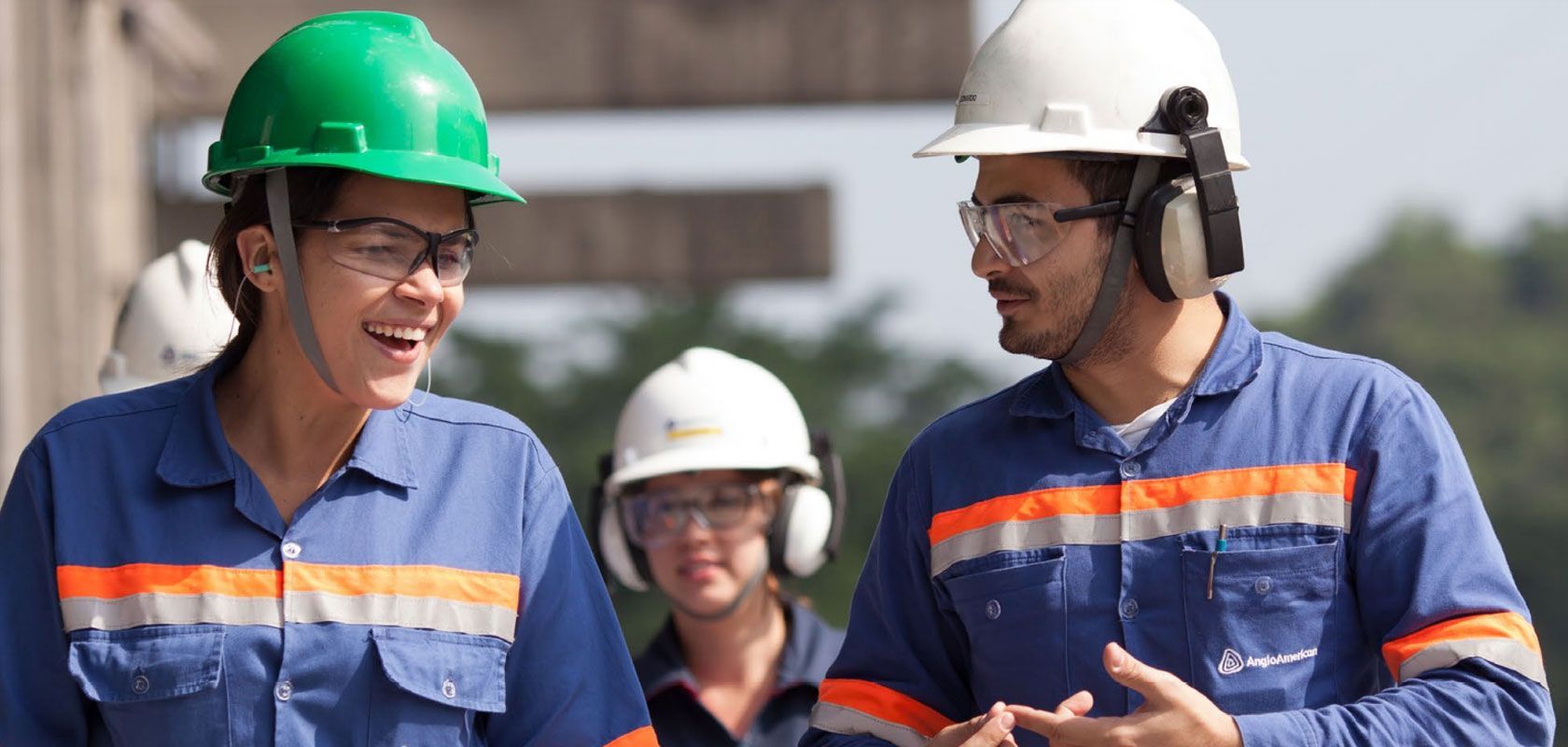 Técnico, soldador, operador e mais profissionais são requisitados para vagas de emprego pela mineradora Anglo American hoje, 26 de agosto