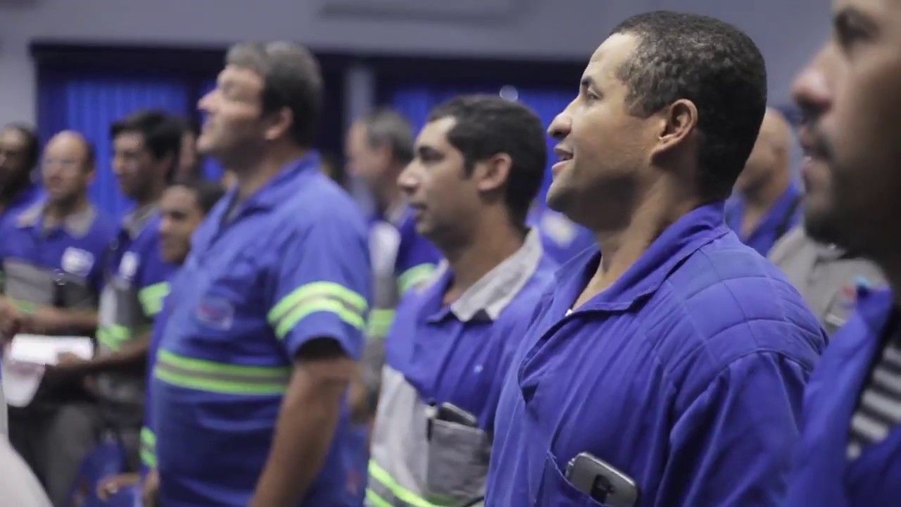 Empresa de logística e transportes abre vagas de emprego e estágio para Rio de Janeiro e São Paulo, neste dia 20 de agosto