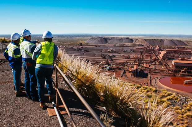 mineradora, emprego, química, metalurgia