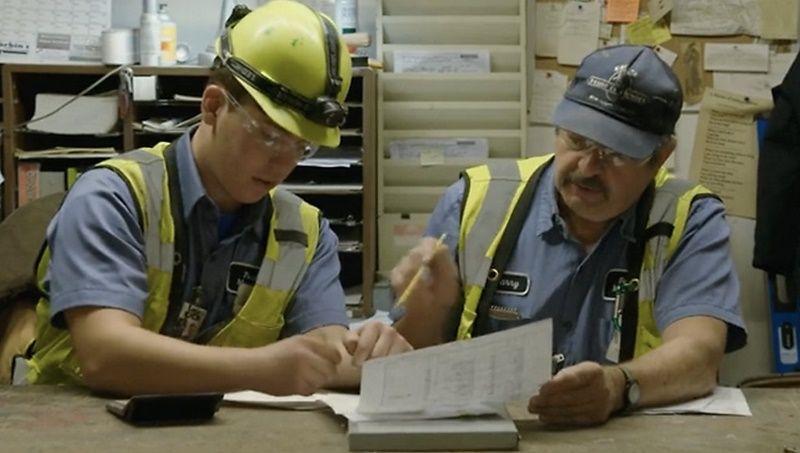 Cadastro de currículo para 175 vagas de emprego de ensino fundamental para áreas operacionais em empresa fabricante de metais para contratações ainda neste mês e em outubro