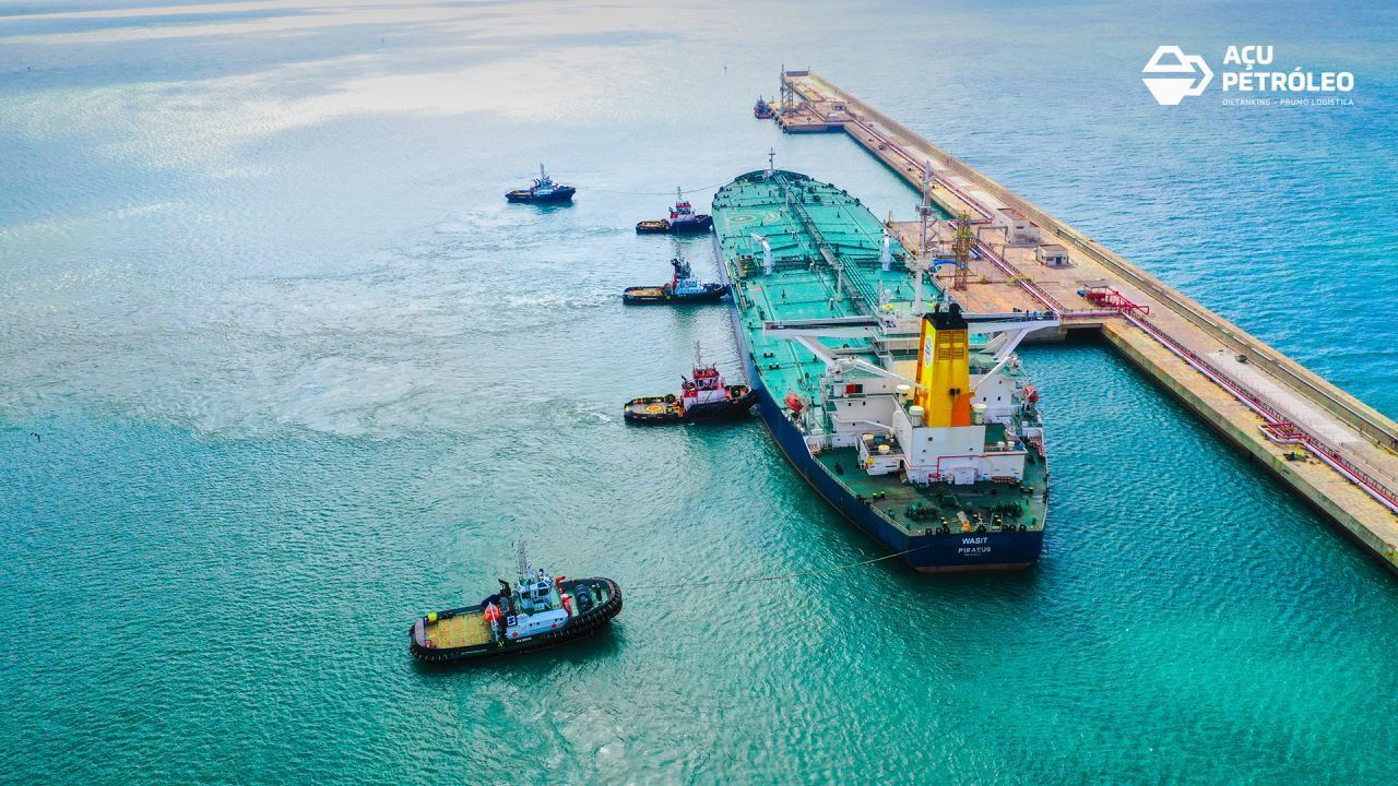 Açu Petróleo e Wilson Sons assinam contrato para disponibilizar rebocadores no Terminal 1 do Porto do Açu, no Rio de Janeiro