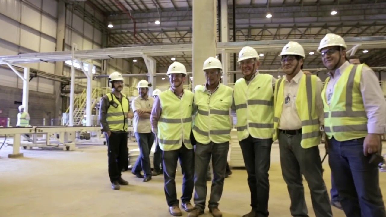 A companhia Klabin Papel e celulose do Brasil abre vagas de emprego para mecânico, operador, técnico e mais cargos, neste dia 03