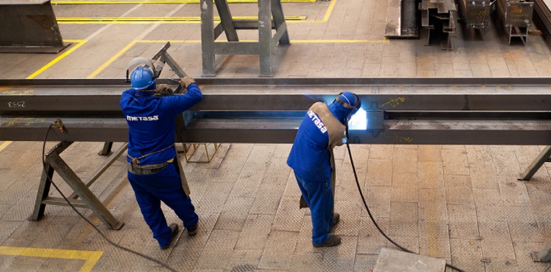 Processo seletivo para vagas de emprego de ensino fundamental aberto pela Metasa Engenharia, neste dia 14