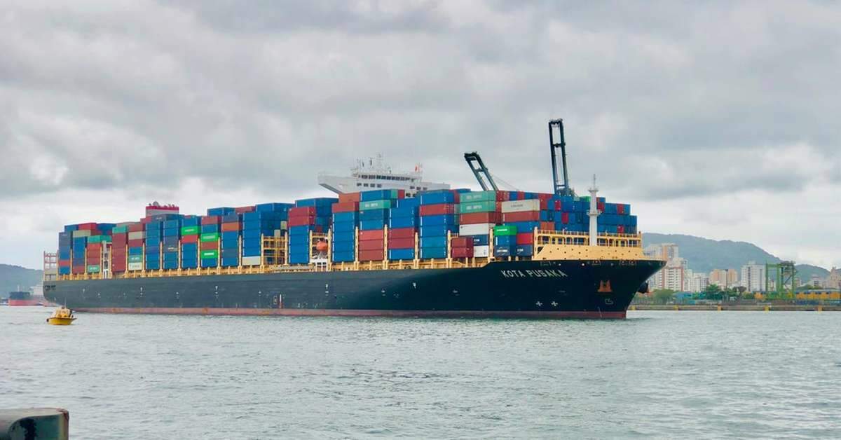 Porto - navios – contêineres