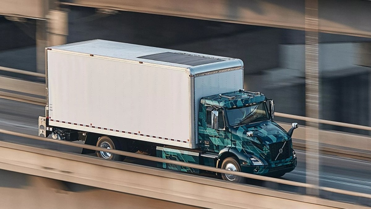 Volvo - caminhão elétrico - construção civil