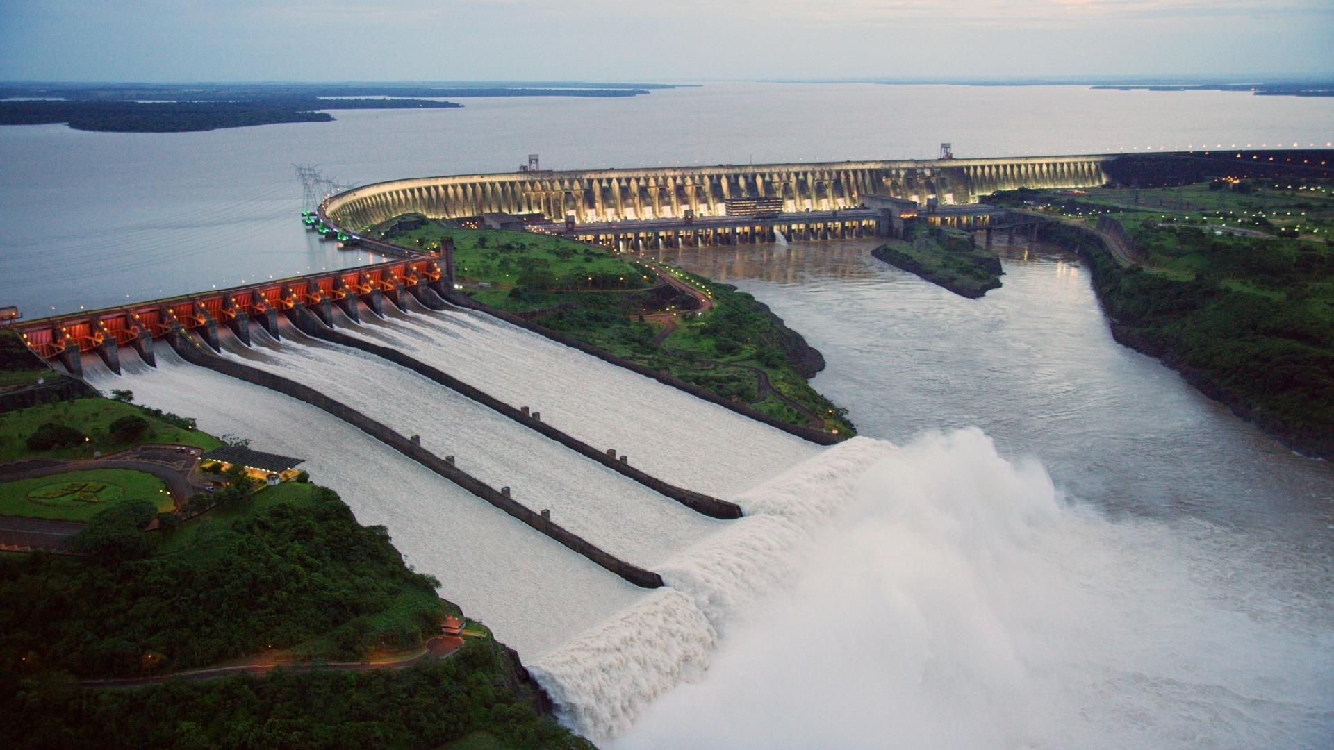 Usina - Itaipu - Hidrelétrica