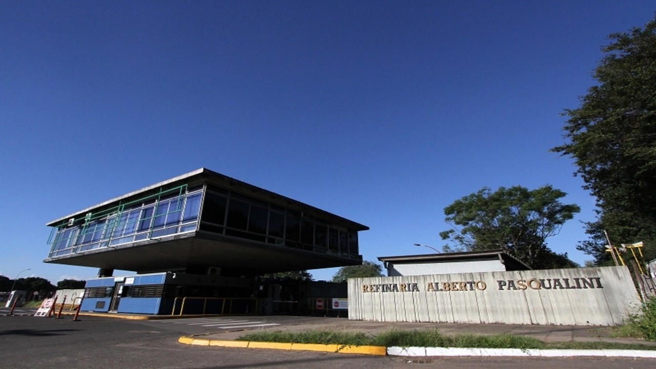 petrobras - refinaria - venda - REFAP