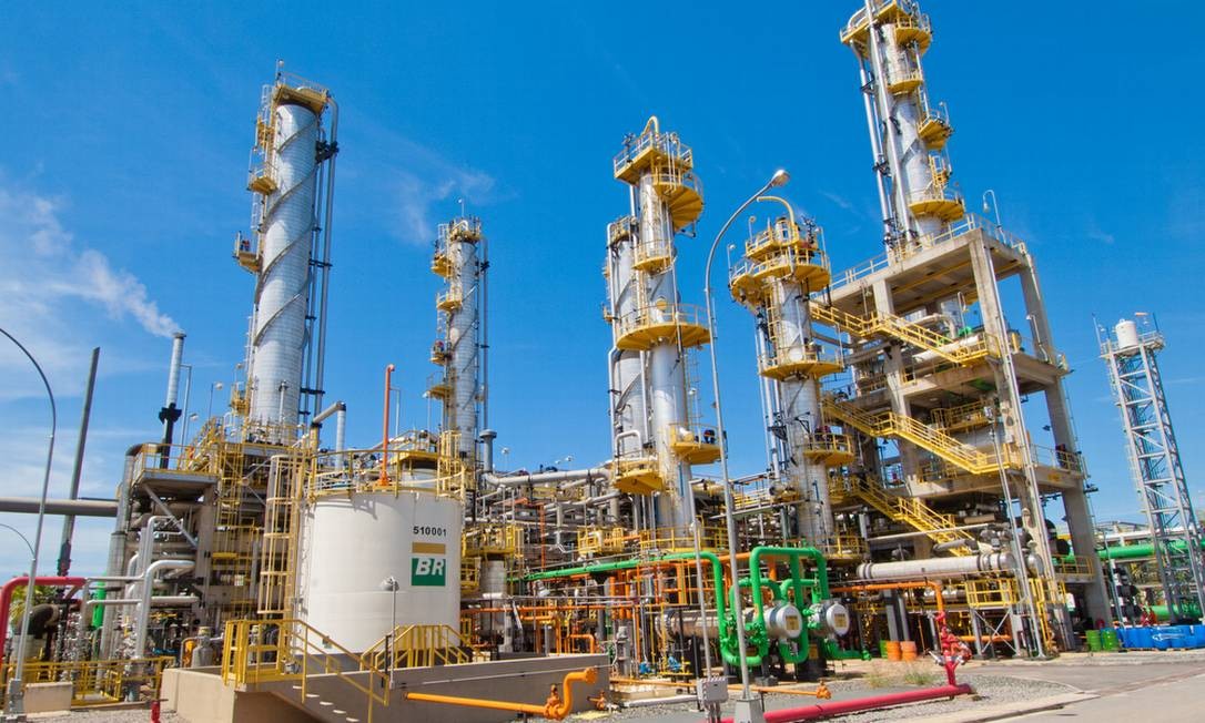 Grupo Ultra, Petrobras, refinarias