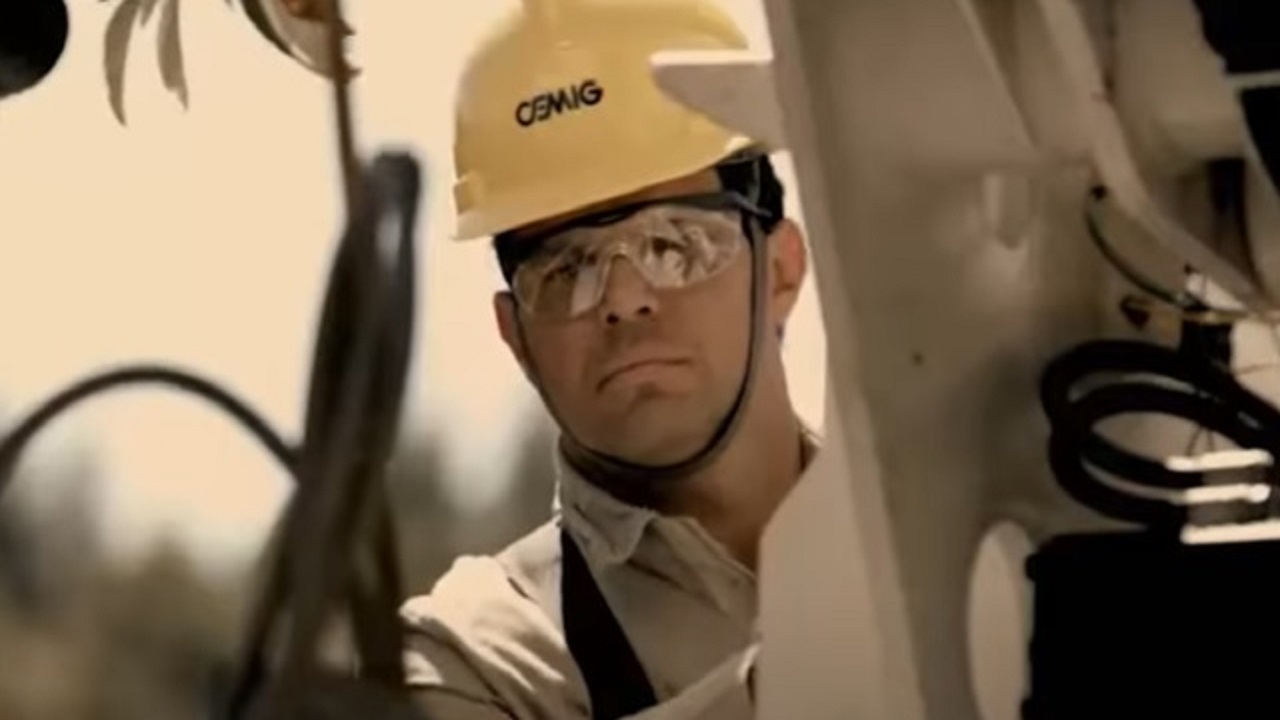 Cemig trabalhador investimentos energia elétrica