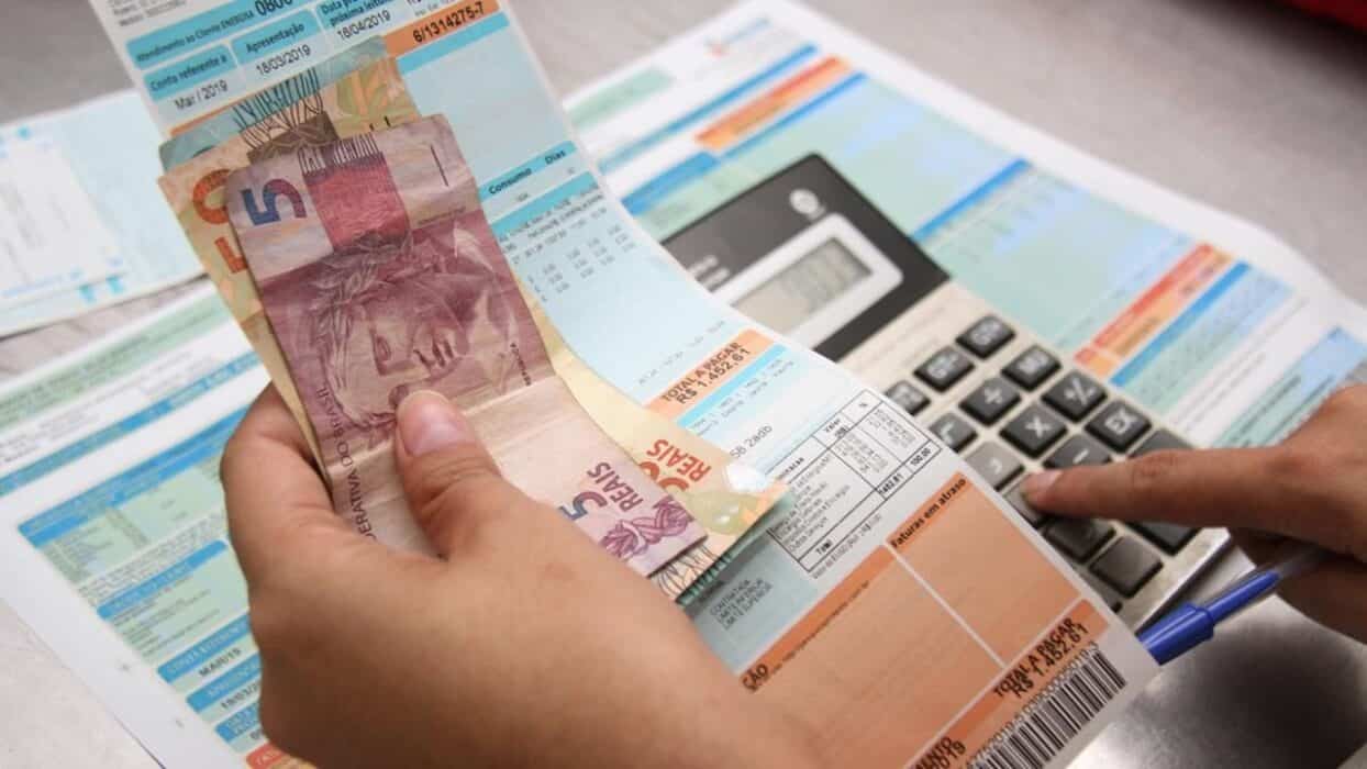 factura de luz - precio - energía - eléctrica - gas - etanol - cargos - tributos - industria - vacantes