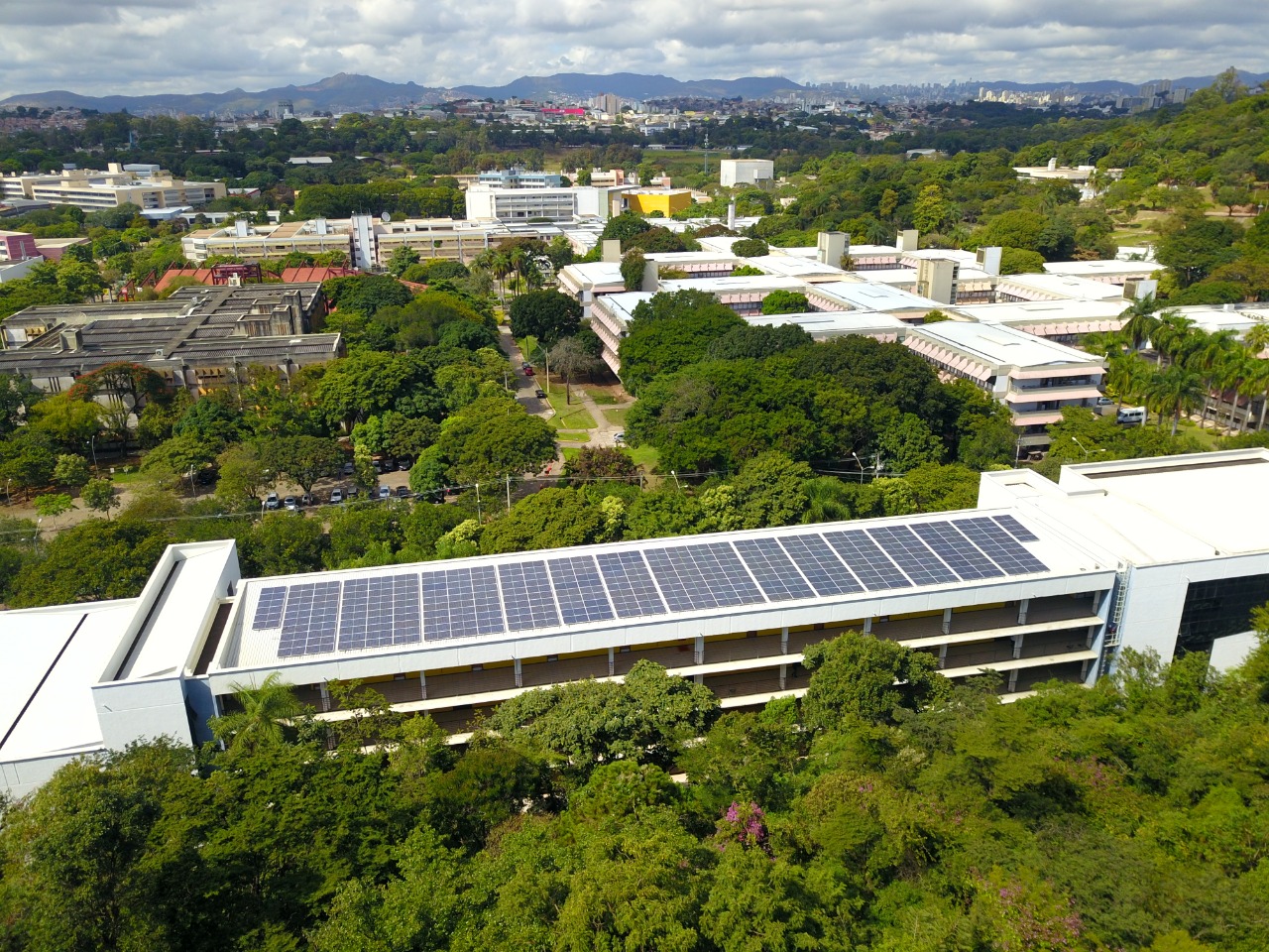 planta solar UFMG - UFV - energía solar