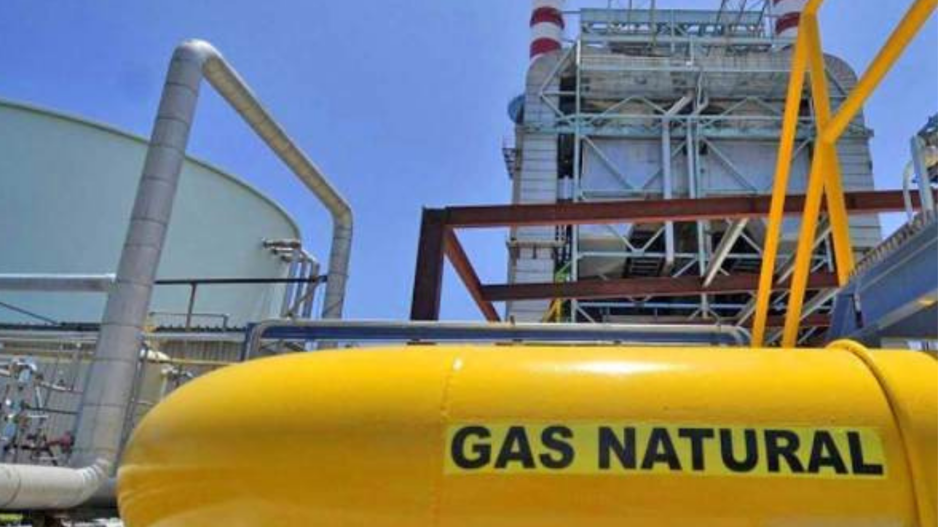 Gás – energia elétrica – Macaé