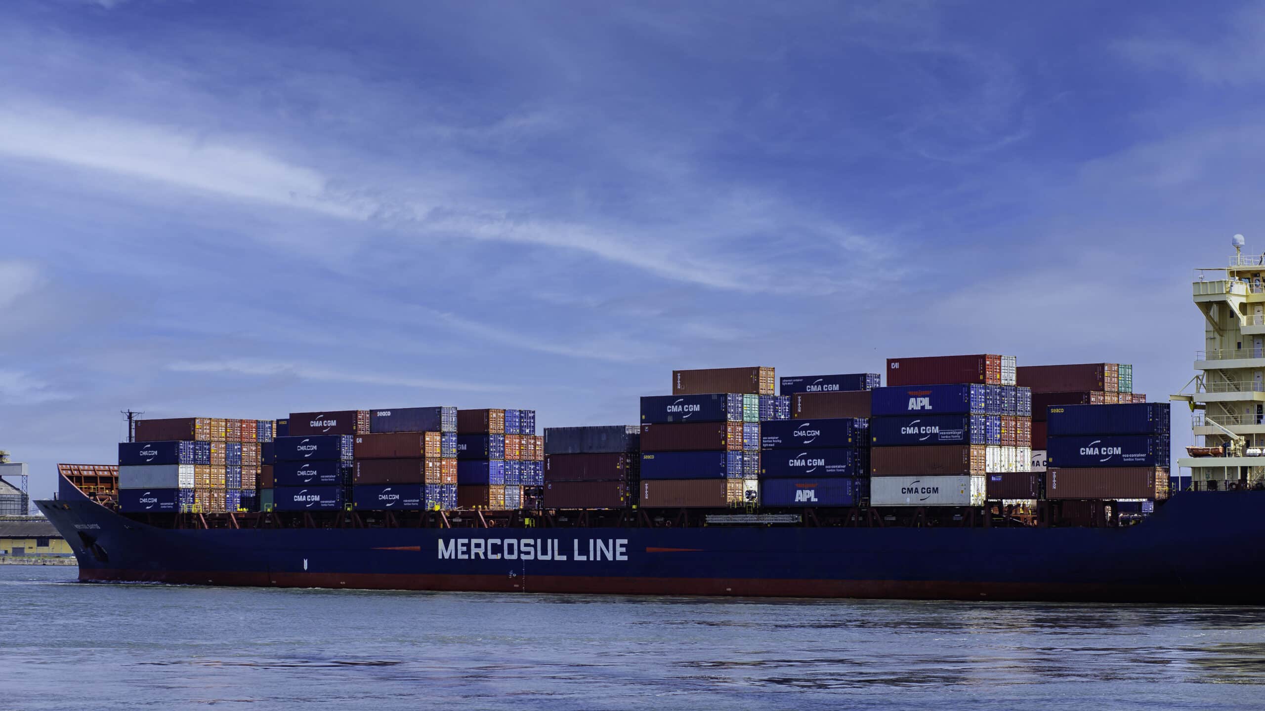 cabotagem - logística - transporte marítimo