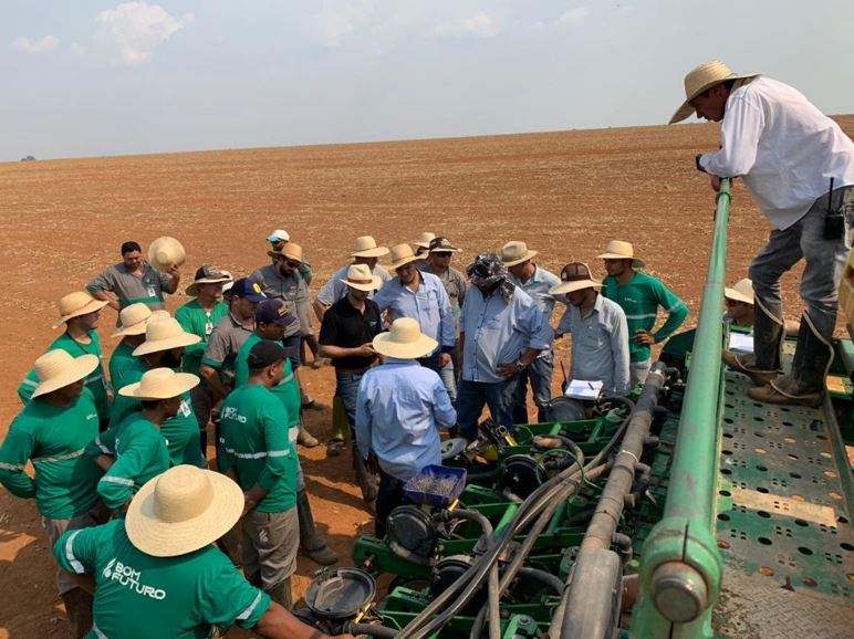 emprego - agro - agronegócio - operador de drone - engenheiro - mecânico - vagas de emprego