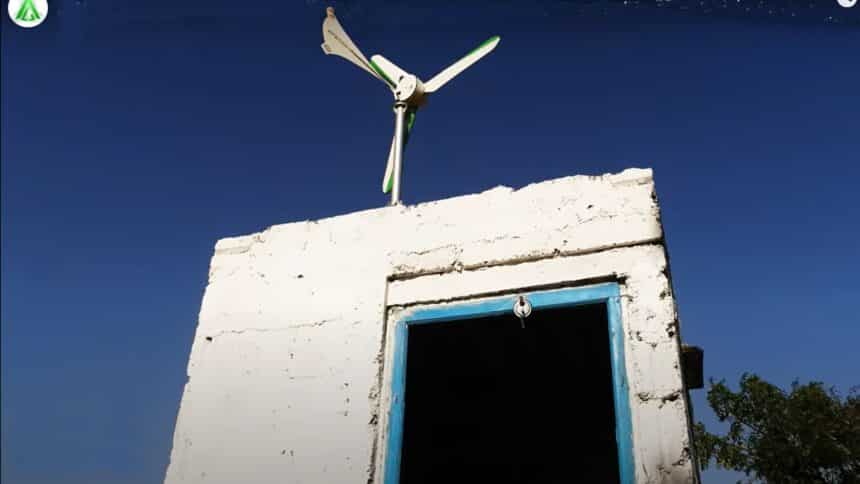 turbina - eólica - usina - energía renovable - paneles solares