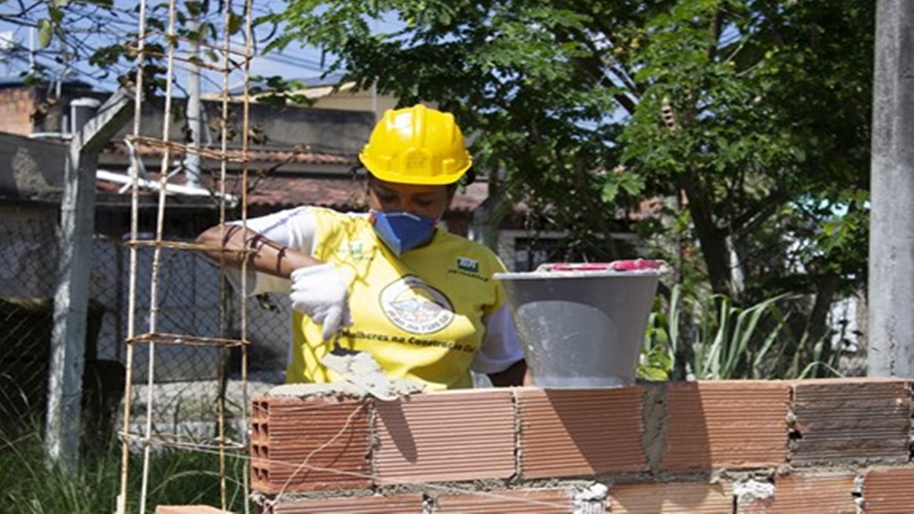 cursos técnicos gratuitos - petrobras - vagas - rio de janeiro - construção civil - pedreiro - pintura industrial