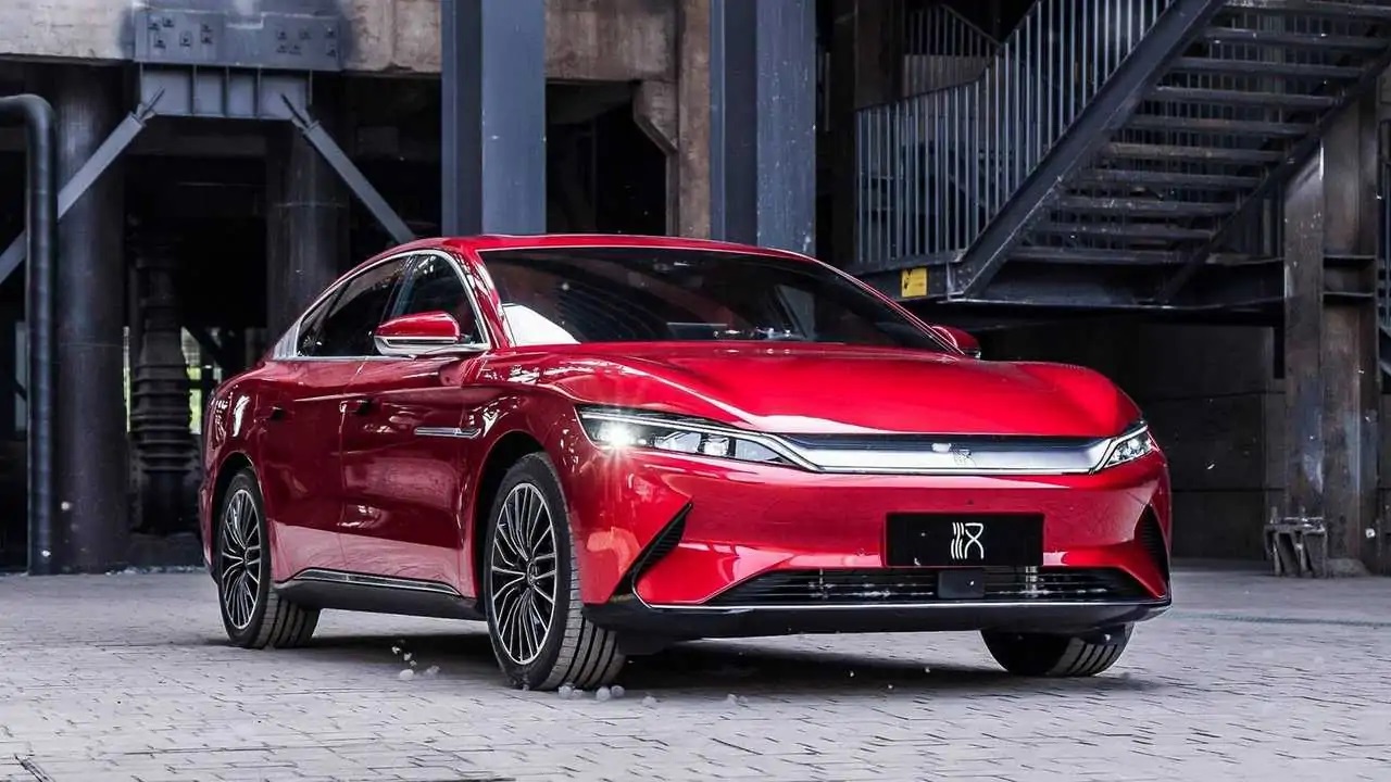 Sedã elétrico - carro elétrico - carros elétricos - BYD - autonomia