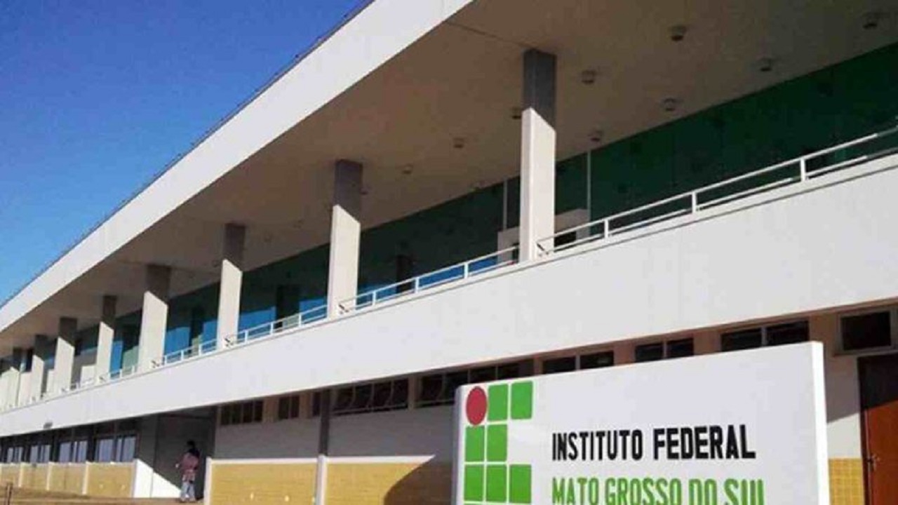 IFMS - cursos gratuitos - Espanhol-Ingles-e-Libras - vagas de cursos