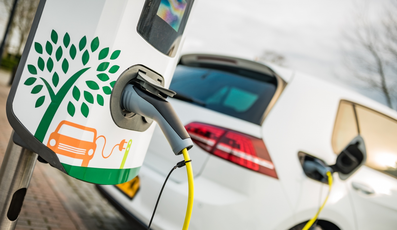 GreenYellow - CArros elétricos - veículos elétricos - energia elétrica -postos de recarga -