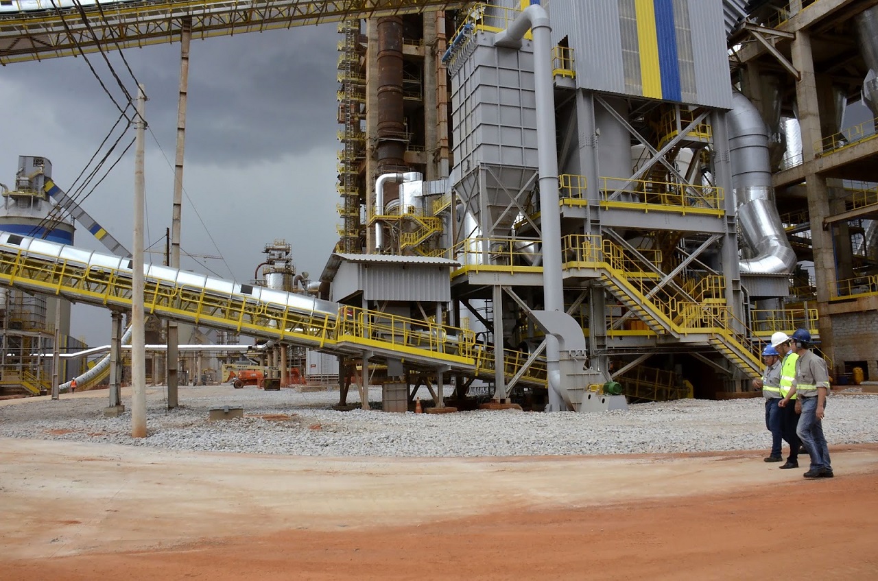 Votorantim - Cimentos - fábrica - SC - cimento com lixo - resíduos - Usina - SC