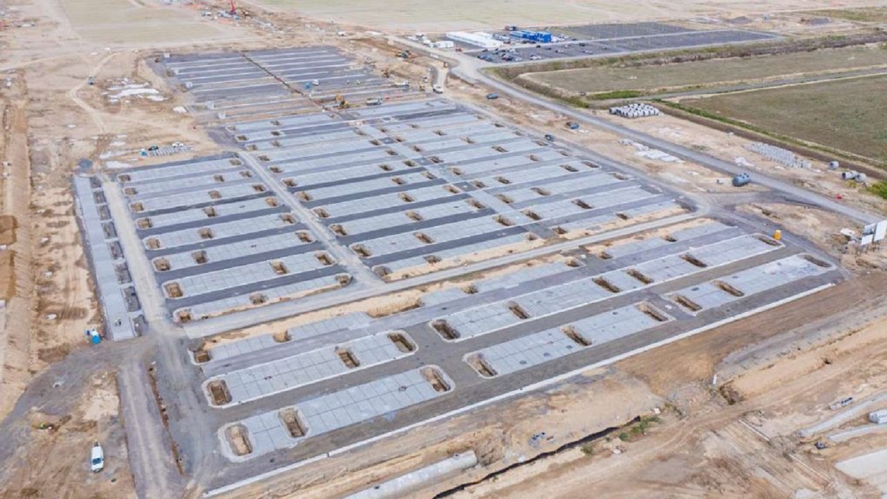 BMW - carros elétricos - CO2 - fábrica - automóveis