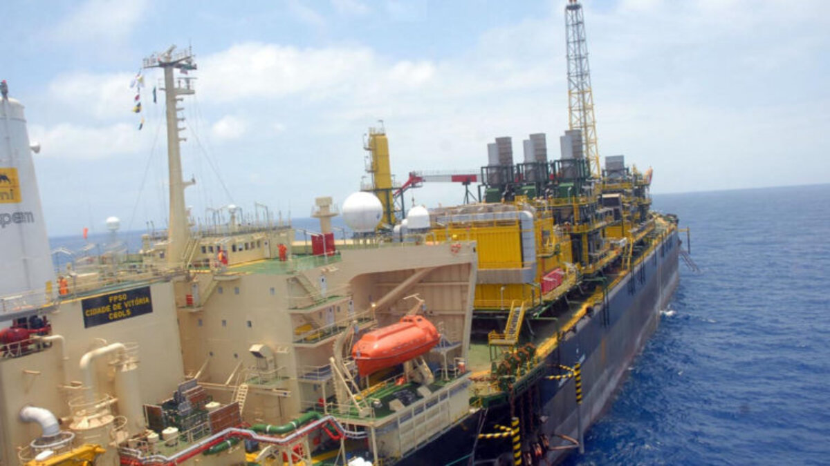 A BW Energy continua sua rodada de investimentos no ramo de óleo e gás nos campos brasileiros e adquiriu a plataforma FPSO Cidade de Vitória, da companhia Saipem, por um total de US$ 73, com foco na exploração de petróleo do Campo de Golfinho.