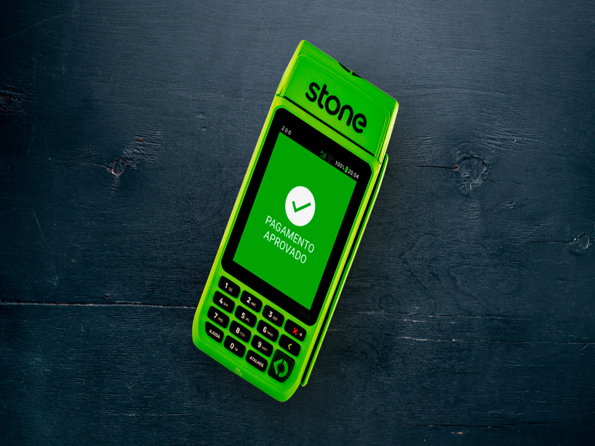 Stone está com vagas de emprego Home Office e presencial para áreas de economia, tecnologia, marketing, comunicação, consultores, administração e liderança. Veja como se candidatar, benefícios e locais - canva